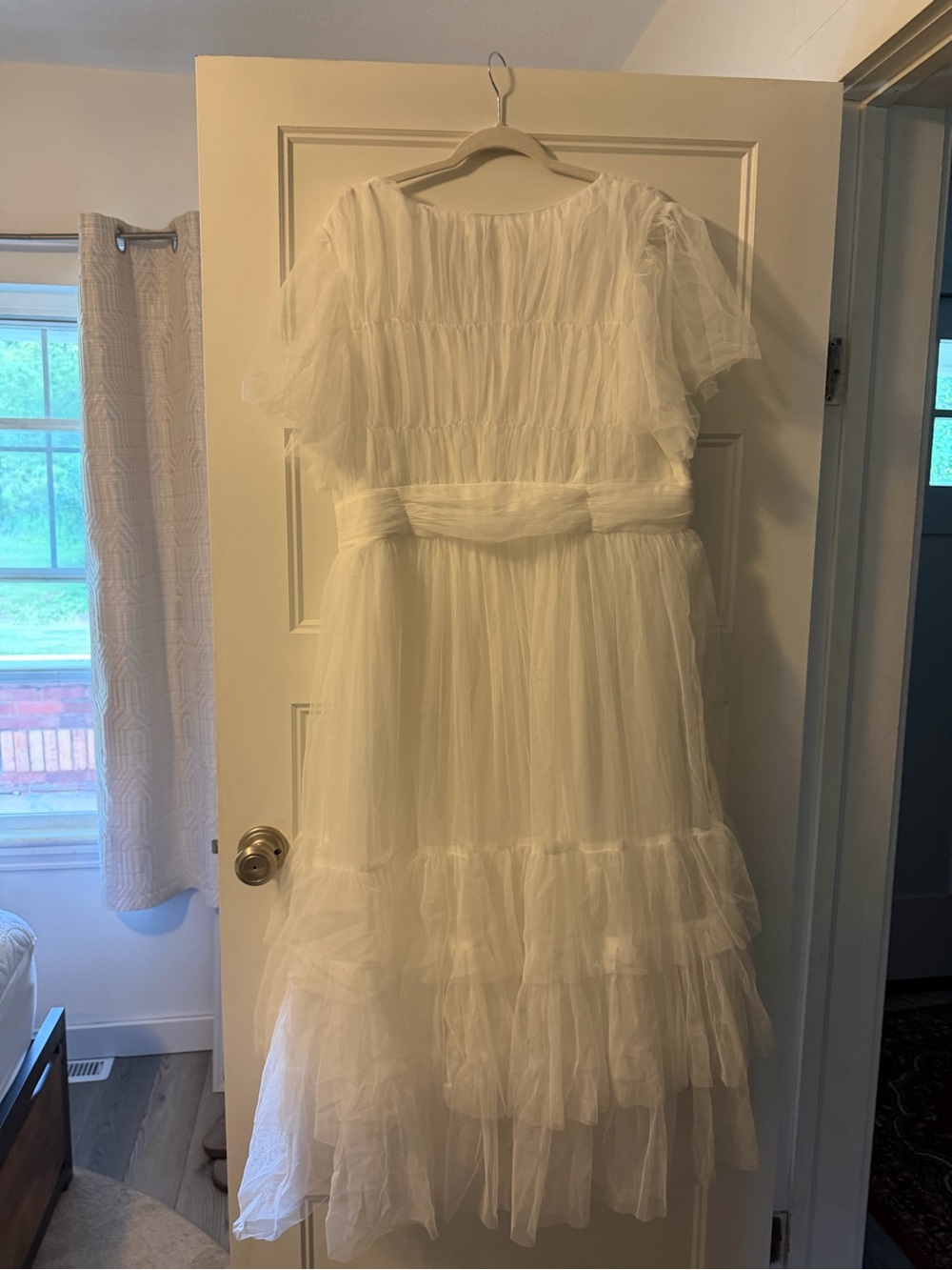 Showpo. White Tulle V‑Neck Flutter Sleeve Midi Dress - Picture 7 of 7